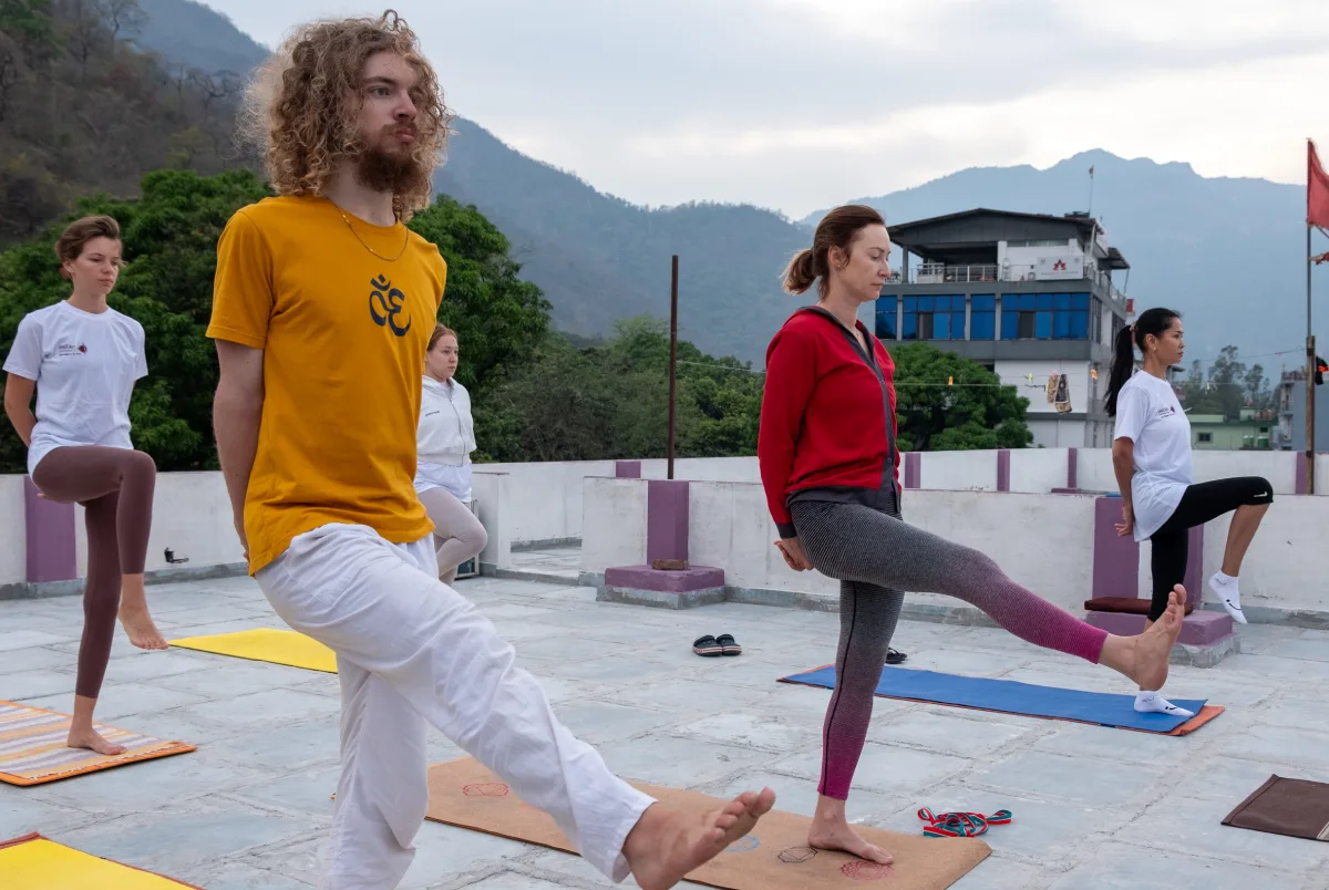 100-hour-meditation-ttc