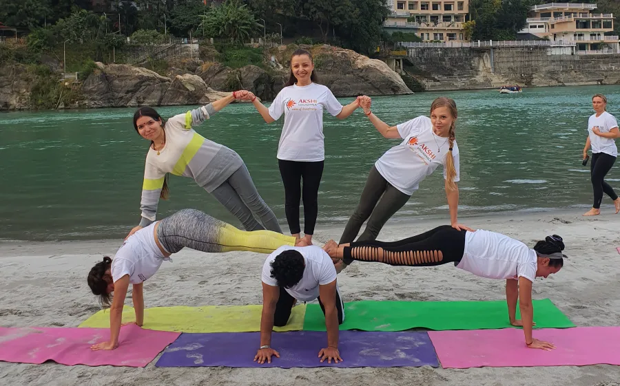 7-days-yoga-retreat-in-rishikesh