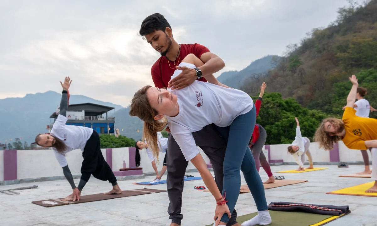 200-hour-yoga-ttc-in-rishikesh